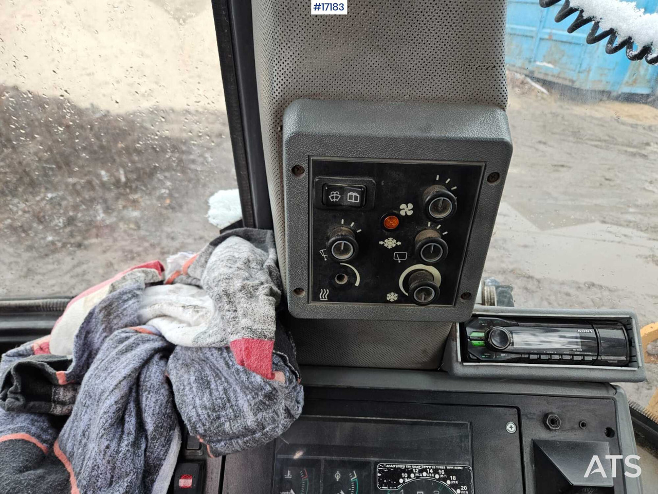 Backhoe loader Backhoe loader CASE 590 Super LE PLUS (2000): picture 20