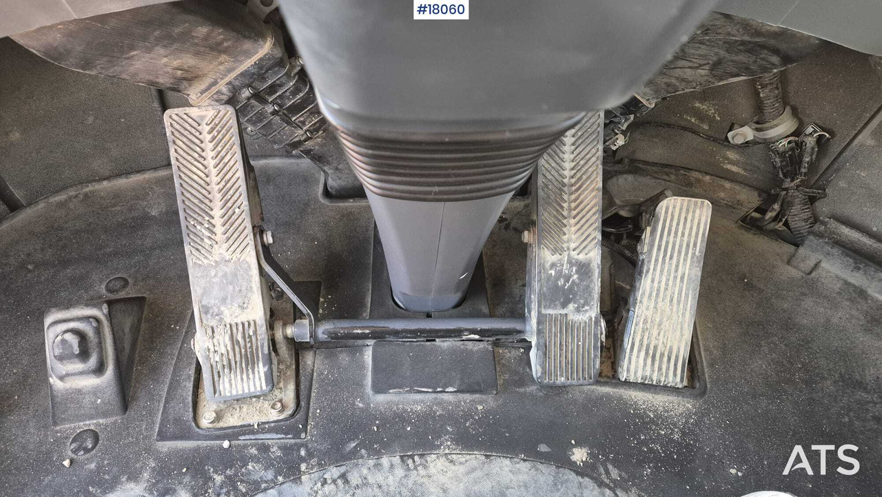 Wheel loader DOOSAN DL550-3 wheel loader (2014): picture 26