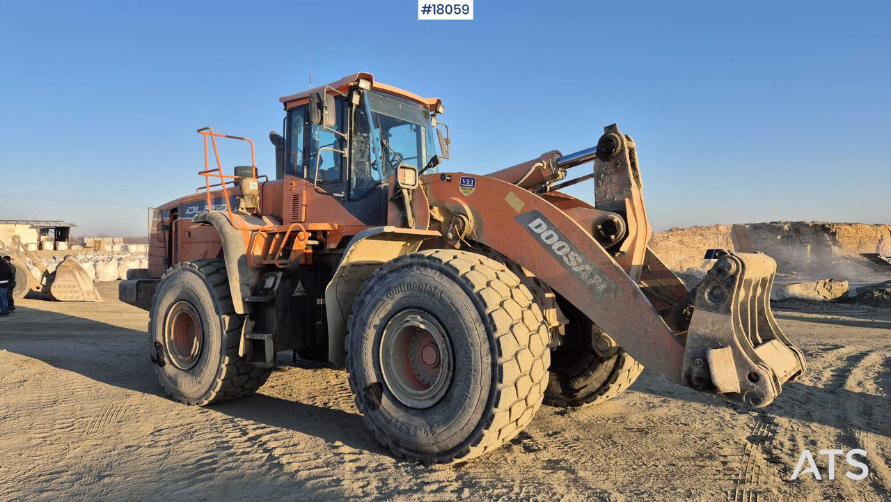 DOOSAN DL550-5 wheel loader (2015) - Wheel loader: picture 2 DOOSAN DL550-5 wheel loader (2015) - Wheel loader: picture 2