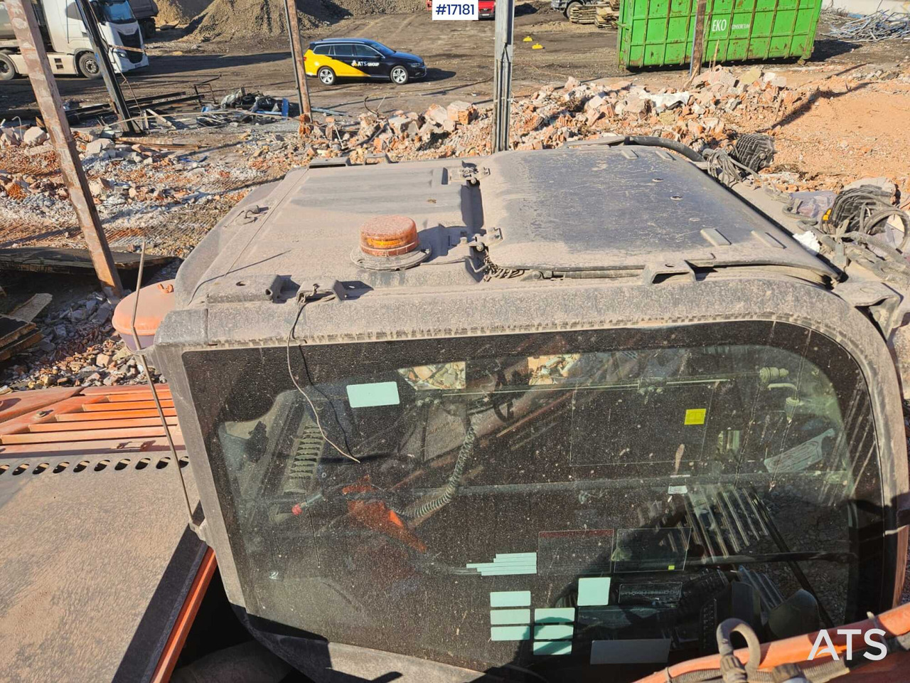 Crawler excavator Hydraulic excavator Hitachi ZX225 LC (2013): picture 20