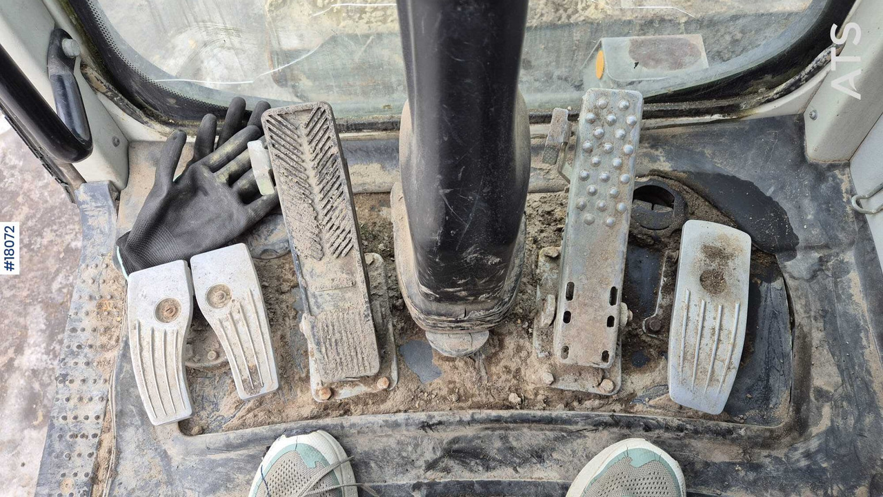 Leasing of LIEBHERR A309 Litronic Wheel Excavator (2005) Rototilt Buckets. LIEBHERR A309 Litronic Wheel Excavator (2005) Rototilt Buckets.: picture 23 Leasing of LIEBHERR A309 Litronic Wheel Excavator (2005) Rototilt Buckets. LIEBHERR A309 Litronic Wheel Excavator (2005) Rototilt Buckets.: picture 23