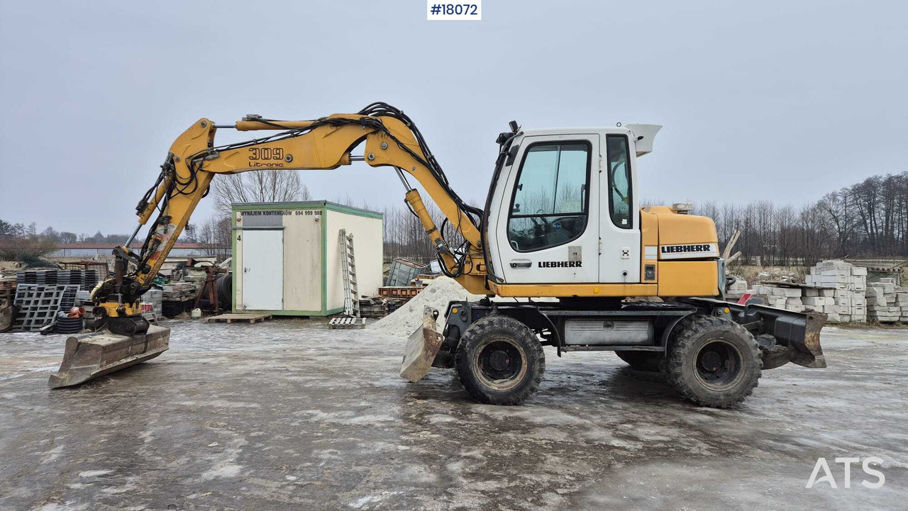 LIEBHERR A309 Litronic Wheel Excavator (2005) Rototilt Buckets. - Wheel excavator: picture 5 LIEBHERR A309 Litronic Wheel Excavator (2005) Rototilt Buckets. - Wheel excavator: picture 5