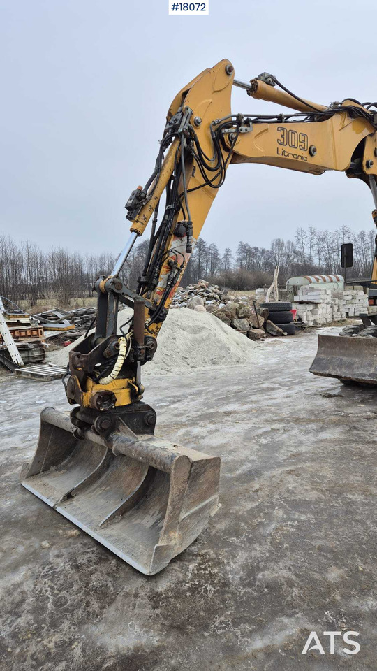 Leasing of LIEBHERR A309 Litronic Wheel Excavator (2005) Rototilt Buckets. LIEBHERR A309 Litronic Wheel Excavator (2005) Rototilt Buckets.: picture 31 Leasing of LIEBHERR A309 Litronic Wheel Excavator (2005) Rototilt Buckets. LIEBHERR A309 Litronic Wheel Excavator (2005) Rototilt Buckets.: picture 31