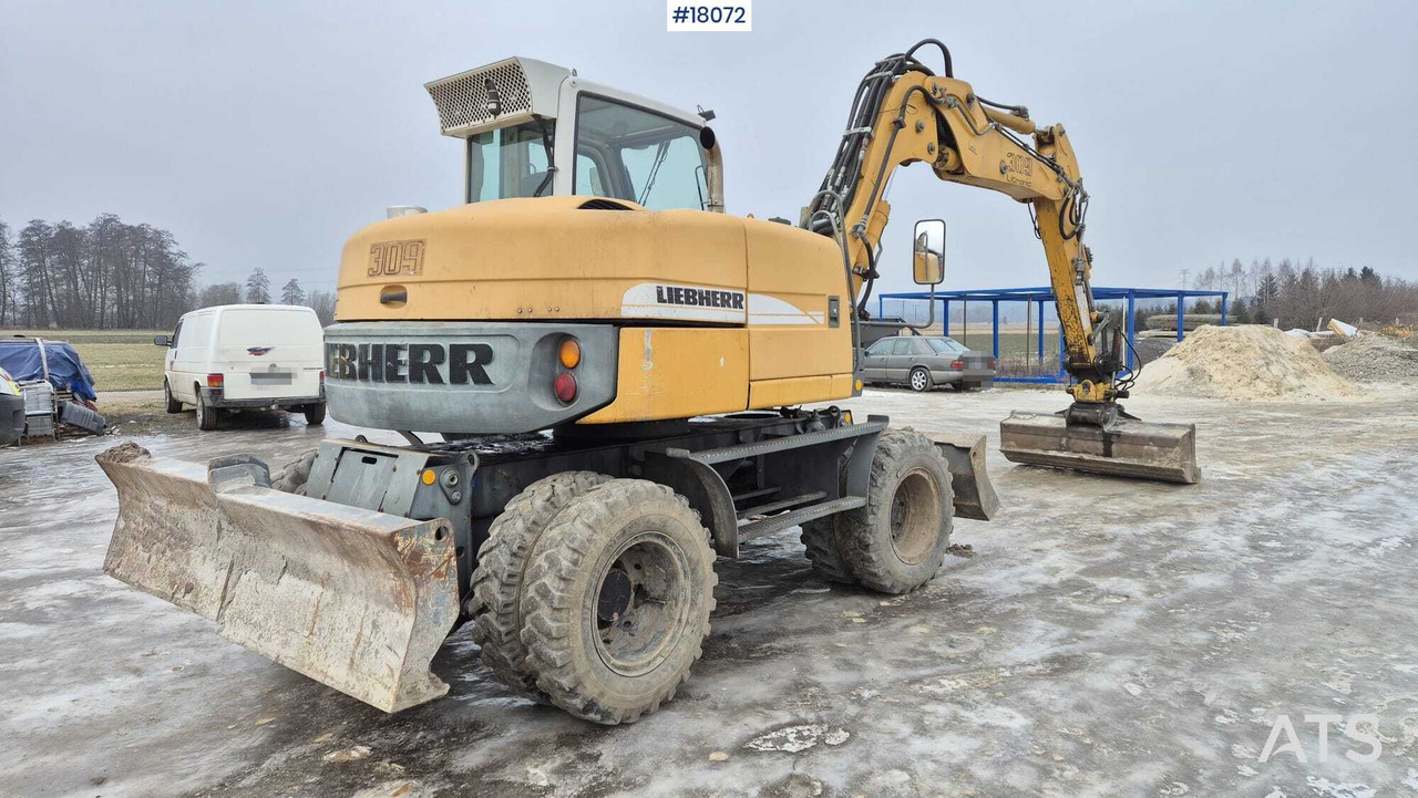 Leasing of LIEBHERR A309 Litronic Wheel Excavator (2005) Rototilt Buckets. LIEBHERR A309 Litronic Wheel Excavator (2005) Rototilt Buckets.: picture 7 Leasing of LIEBHERR A309 Litronic Wheel Excavator (2005) Rototilt Buckets. LIEBHERR A309 Litronic Wheel Excavator (2005) Rototilt Buckets.: picture 7