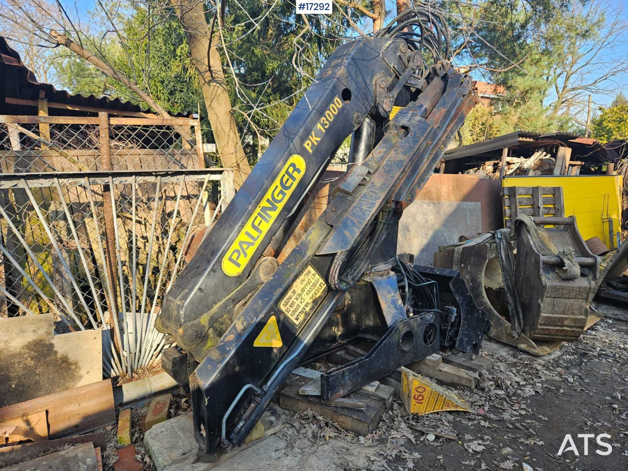 PALFINGER PK 13000 hydraulic crane (1997) - Loader crane: picture 2 PALFINGER PK 13000 hydraulic crane (1997) - Loader crane: picture 2