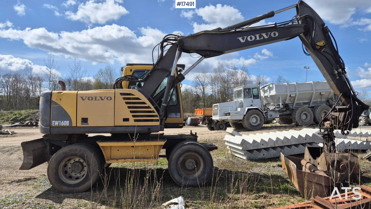 Wheeled excavator VOLVO EW 160B (2003) - Wheel excavator: picture 4 Wheeled excavator VOLVO EW 160B (2003) - Wheel excavator: picture 4