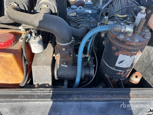 2000 Sullair 35K Mobile Air Compressor - Air compressor: picture 4 2000 Sullair 35K Mobile Air Compressor - Air compressor: picture 4