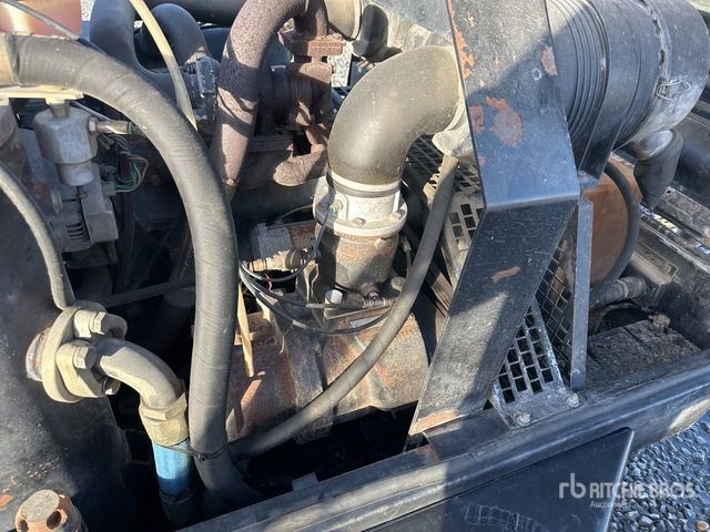 2000 Sullair 85K Mobile Air Compressor - Air compressor: picture 4 2000 Sullair 85K Mobile Air Compressor - Air compressor: picture 4