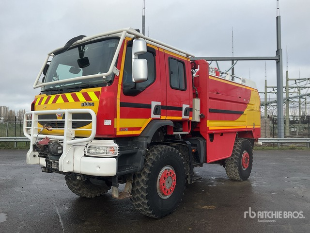 2007 Renault Thomas AR1941 4x4 Crew Cab Fire Truck - Fire truck: picture 1 2007 Renault Thomas AR1941 4x4 Crew Cab Fire Truck - Fire truck: picture 1