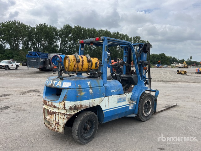2008 Toyota 02-7FGA45 Forklift - Forklift: picture 3 2008 Toyota 02-7FGA45 Forklift - Forklift: picture 3