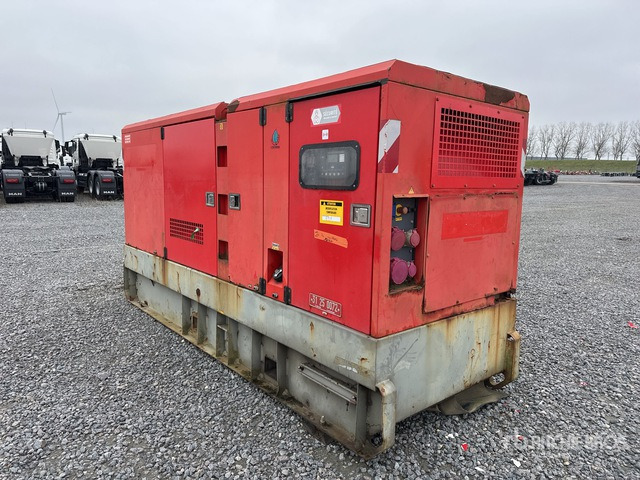 2011 Atlas Copco QAS275 275 kVA Skid-Mounted Generator Set - Generator set: picture 2 2011 Atlas Copco QAS275 275 kVA Skid-Mounted Generator Set - Generator set: picture 2