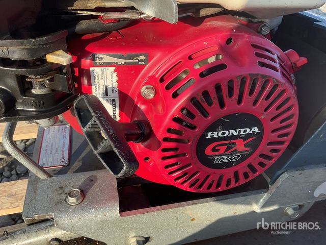 2011 Swepac F75 Vibratory Plate Compactor - Vibratory plate: picture 4 2011 Swepac F75 Vibratory Plate Compactor - Vibratory plate: picture 4