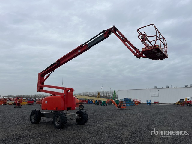 2012 Haulotte HA20PX 4WD Diesel Articulating Boom Lift - Articulated boom: picture 3 2012 Haulotte HA20PX 4WD Diesel Articulating Boom Lift - Articulated boom: picture 3
