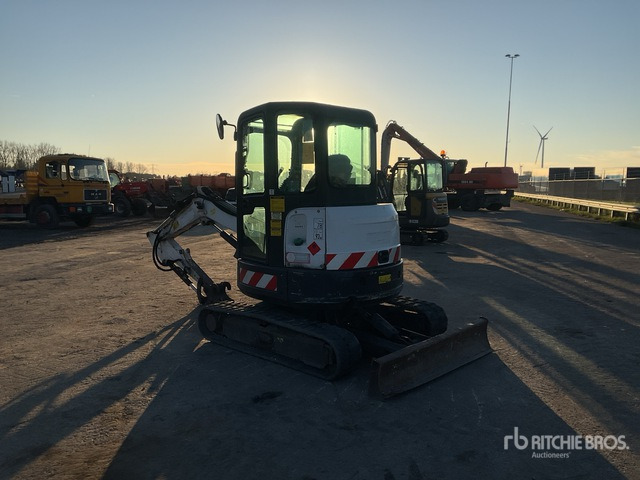 2014 Bobcat E35 (Inoperable) Mini Excavator: <6.6t - Mini excavator: picture 3 2014 Bobcat E35 (Inoperable) Mini Excavator: <6.6t - Mini excavator: picture 3