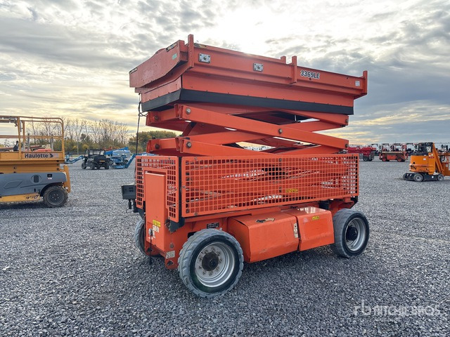 2015 JLG 3369LE Electric Scissor Lift - Scissor lift: picture 2 2015 JLG 3369LE Electric Scissor Lift - Scissor lift: picture 2
