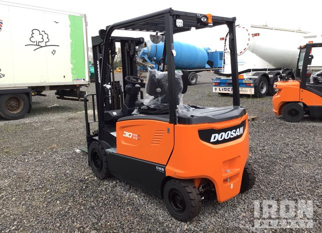 2023 Doosan B30X-7 PLUS 3000 kg (Unused) Electric Forklift - Electric forklift: picture 4 2023 Doosan B30X-7 PLUS 3000 kg (Unused) Electric Forklift - Electric forklift: picture 4