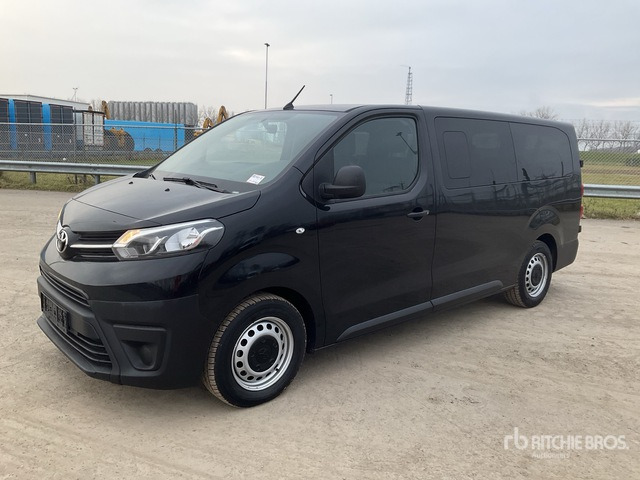 2023 Toyota Proace Verso 2.0 106 KW 9-seater L2H1 9 Passenger Van - Minibus, Passenger van: picture 1 2023 Toyota Proace Verso 2.0 106 KW 9-seater L2H1 9 Passenger Van - Minibus, Passenger van: picture 1