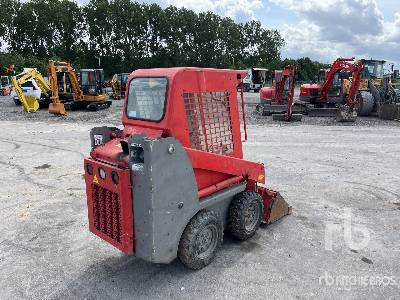 GEHL 1640 - Skid steer loader: picture 3 GEHL 1640 - Skid steer loader: picture 3