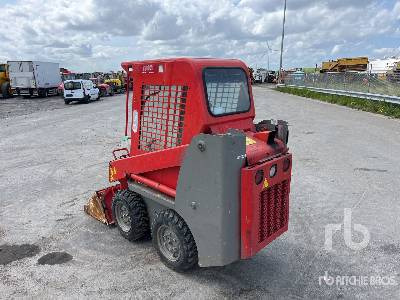GEHL 1640 - Skid steer loader: picture 2 GEHL 1640 - Skid steer loader: picture 2