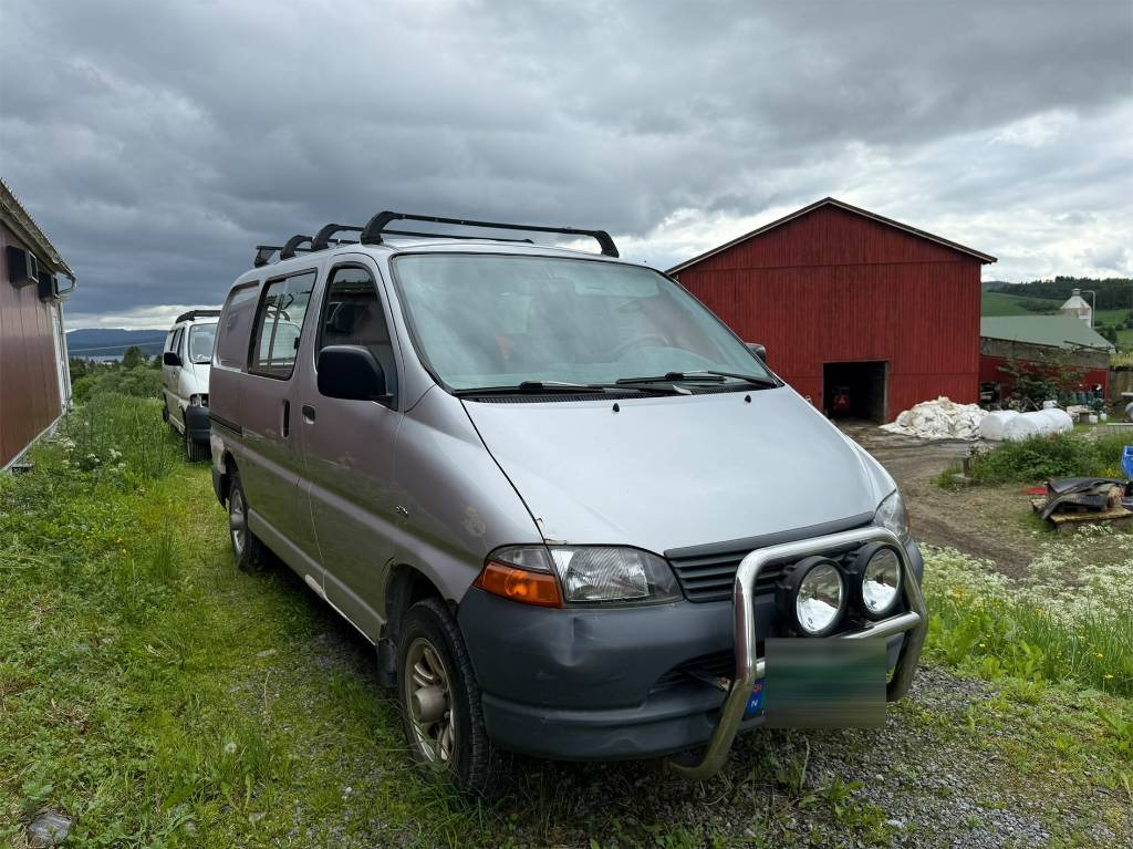Toyota Hiace 4x4 - Panel van: picture 1 Toyota Hiace 4x4 - Panel van: picture 1
