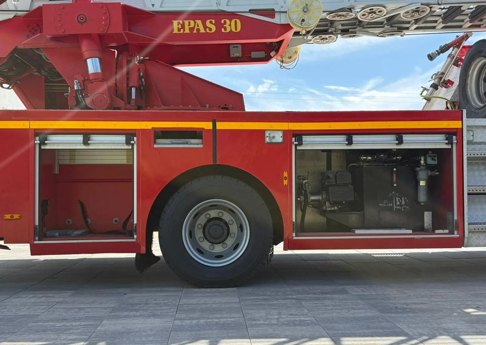 Fire truck, Truck mounted aerial platform Iveco Eurocargo 130E24: picture 12