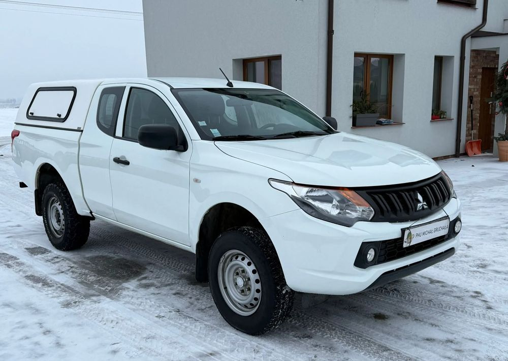 Mitsubishi L200 2.4 d CC Invite - SUV: picture 1 Mitsubishi L200 2.4 d CC Invite - SUV: picture 1