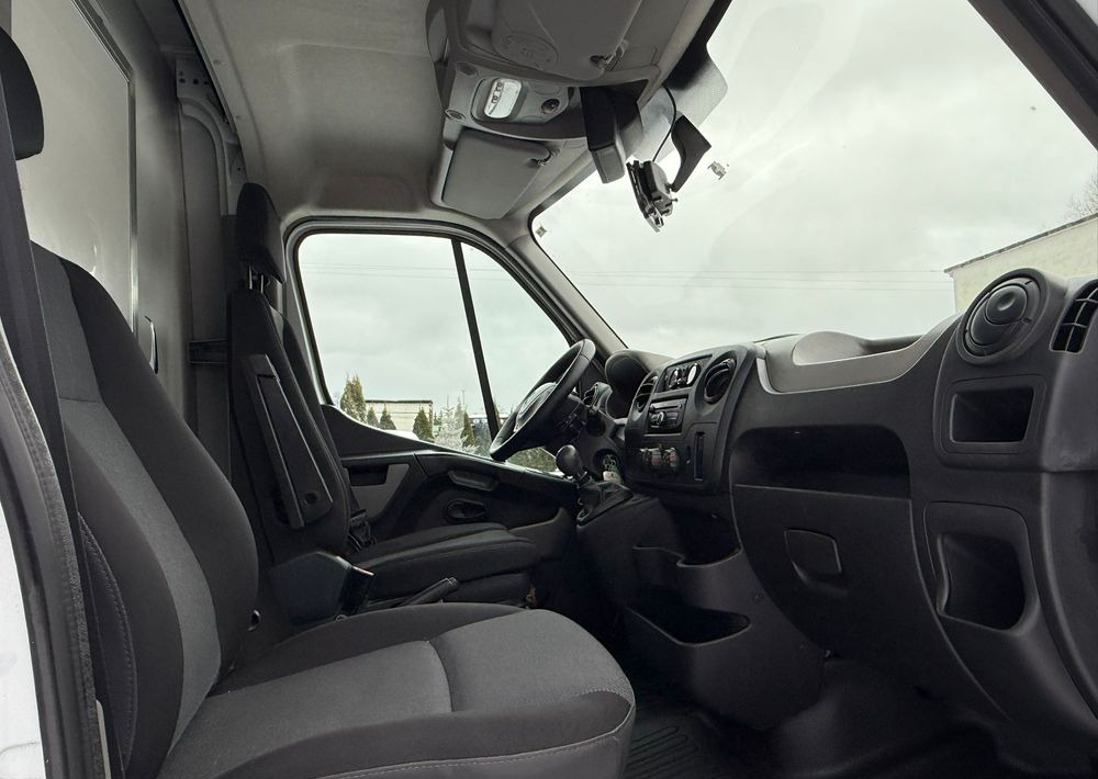 Leasing of  Renault Master Renault Master: picture 6