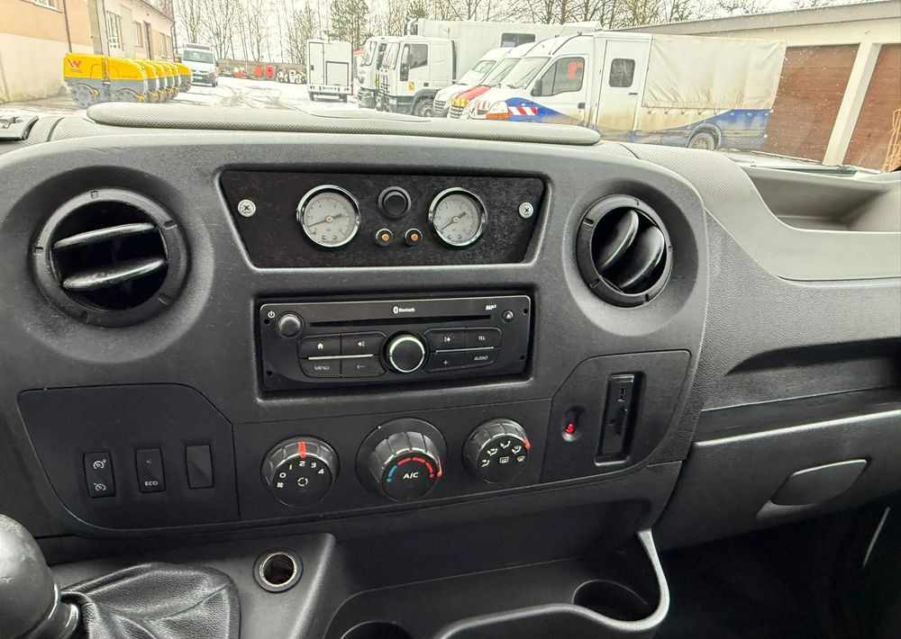 Leasing of  Renault Master Renault Master: picture 8