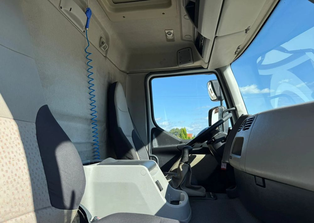 Tank truck Renault Premium 280 DXI: picture 10