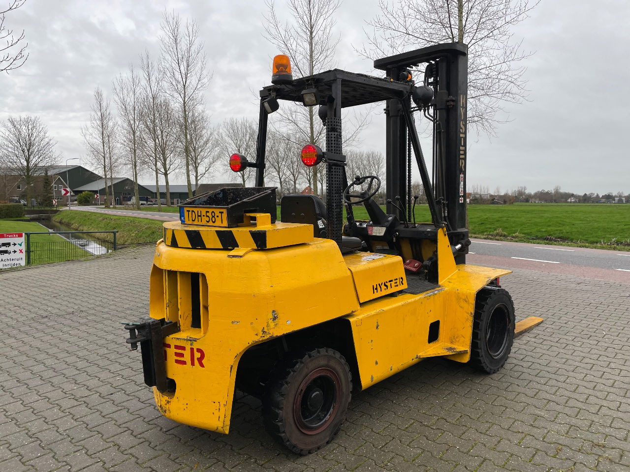 Hyster H 4.00 XLS/6 4 tons diesel heftruck perkins diesel - Diesel forklift: picture 3 Hyster H 4.00 XLS/6 4 tons diesel heftruck perkins diesel - Diesel forklift: picture 3