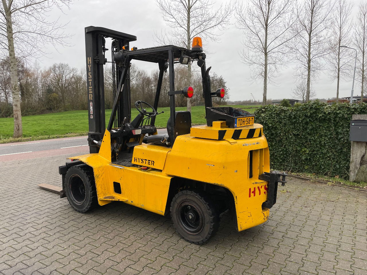 Hyster H 4.00 XLS/6 4 tons diesel heftruck perkins diesel - Diesel forklift: picture 2 Hyster H 4.00 XLS/6 4 tons diesel heftruck perkins diesel - Diesel forklift: picture 2