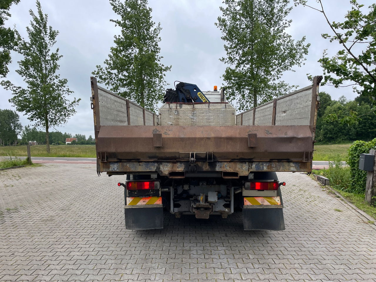 Volvo FM 7 310hp with Palfinger PK21000 with remote and tipper - Tipper, Crane truck: picture 3 Volvo FM 7 310hp with Palfinger PK21000 with remote and tipper - Tipper, Crane truck: picture 3