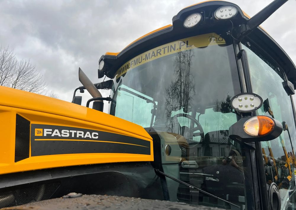 Leasing of JCB FASTRAC 4220 JCB FASTRAC 4220: picture 10