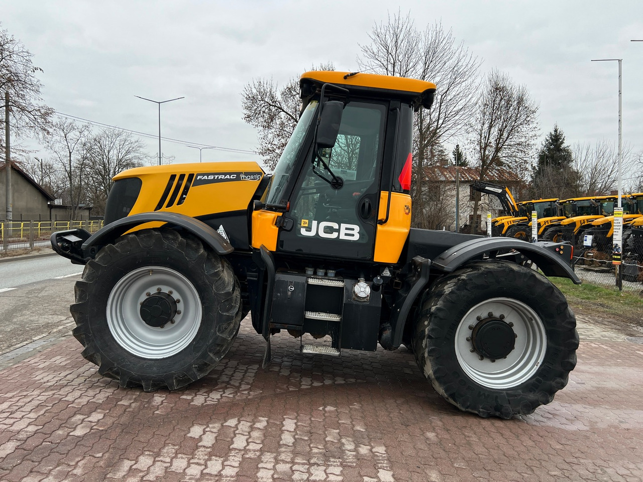 JCB Fastrac 3200 - Farm tractor: picture 2 JCB Fastrac 3200 - Farm tractor: picture 2