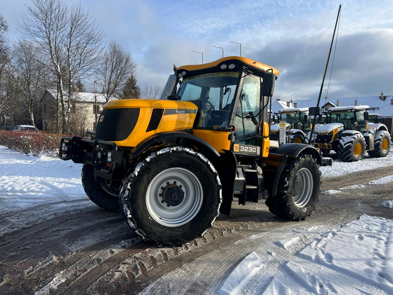 JCB Fastrac 3230 - Farm tractor: picture 1 JCB Fastrac 3230 - Farm tractor: picture 1