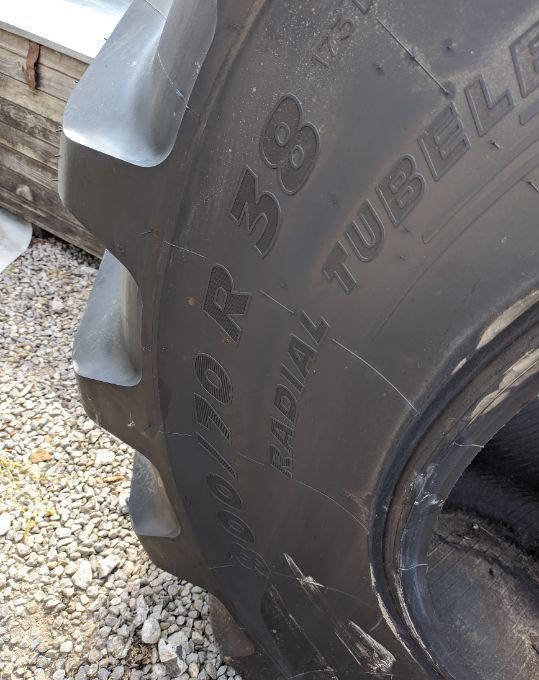 MICHELIN Machxbib 800/70 r38 - Tire: picture 3 MICHELIN Machxbib 800/70 r38 - Tire: picture 3