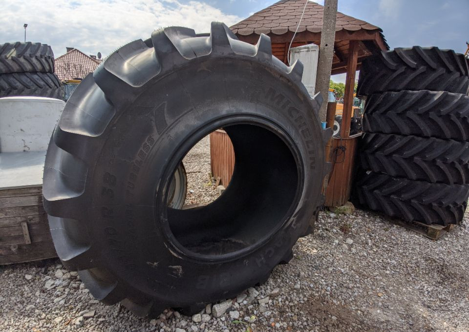 MICHELIN Machxbib 800/70 r38 - Tire: picture 1 MICHELIN Machxbib 800/70 r38 - Tire: picture 1