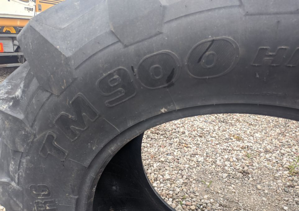 Trelleborg TM900, 710/60 r 34, nowa opona w starej cenie! - Tire: picture 2 Trelleborg TM900, 710/60 r 34, nowa opona w starej cenie! - Tire: picture 2