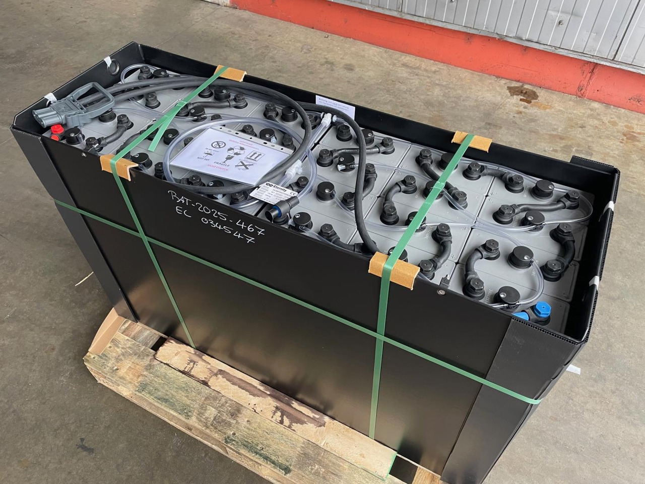 Eternity 48V 5 EPzS 775 - Battery for Material handling equipment: picture 1 Eternity 48V 5 EPzS 775 - Battery for Material handling equipment: picture 1