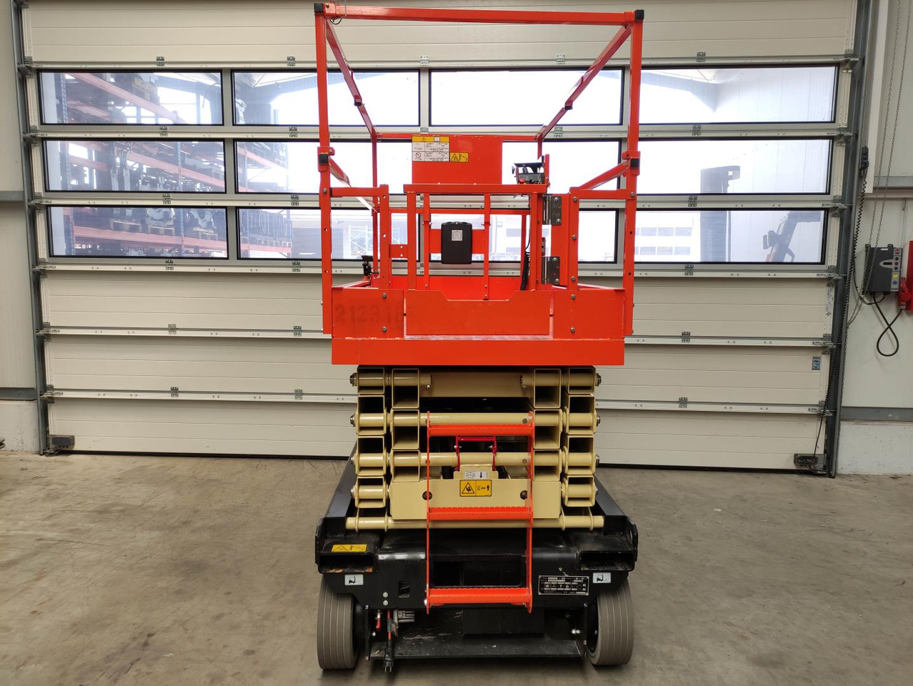 JLG R3246 - Scissor lift: picture 4 JLG R3246 - Scissor lift: picture 4