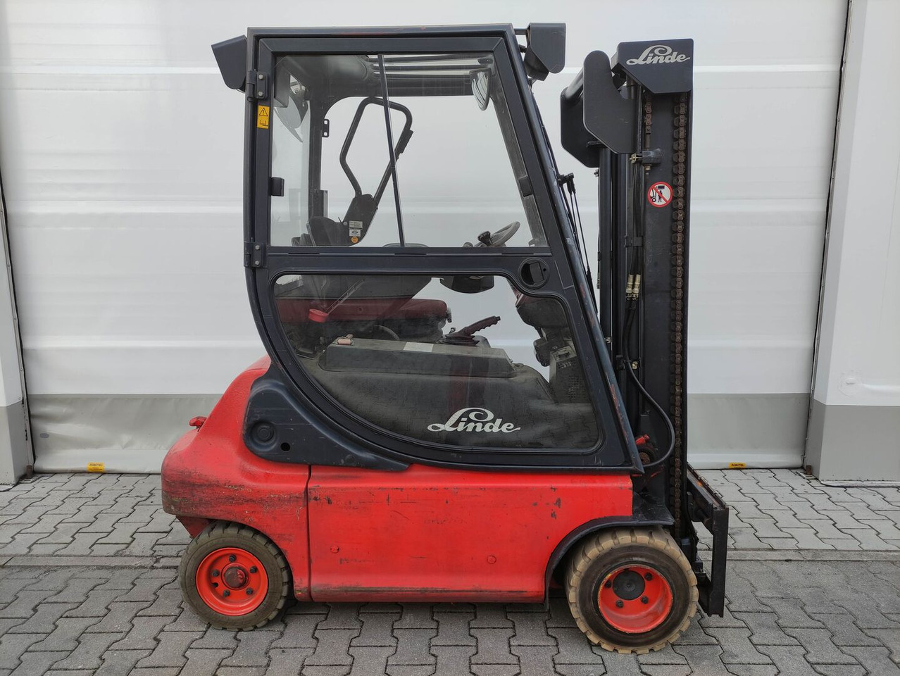 Linde E20-335 - Electric forklift: picture 2 Linde E20-335 - Electric forklift: picture 2