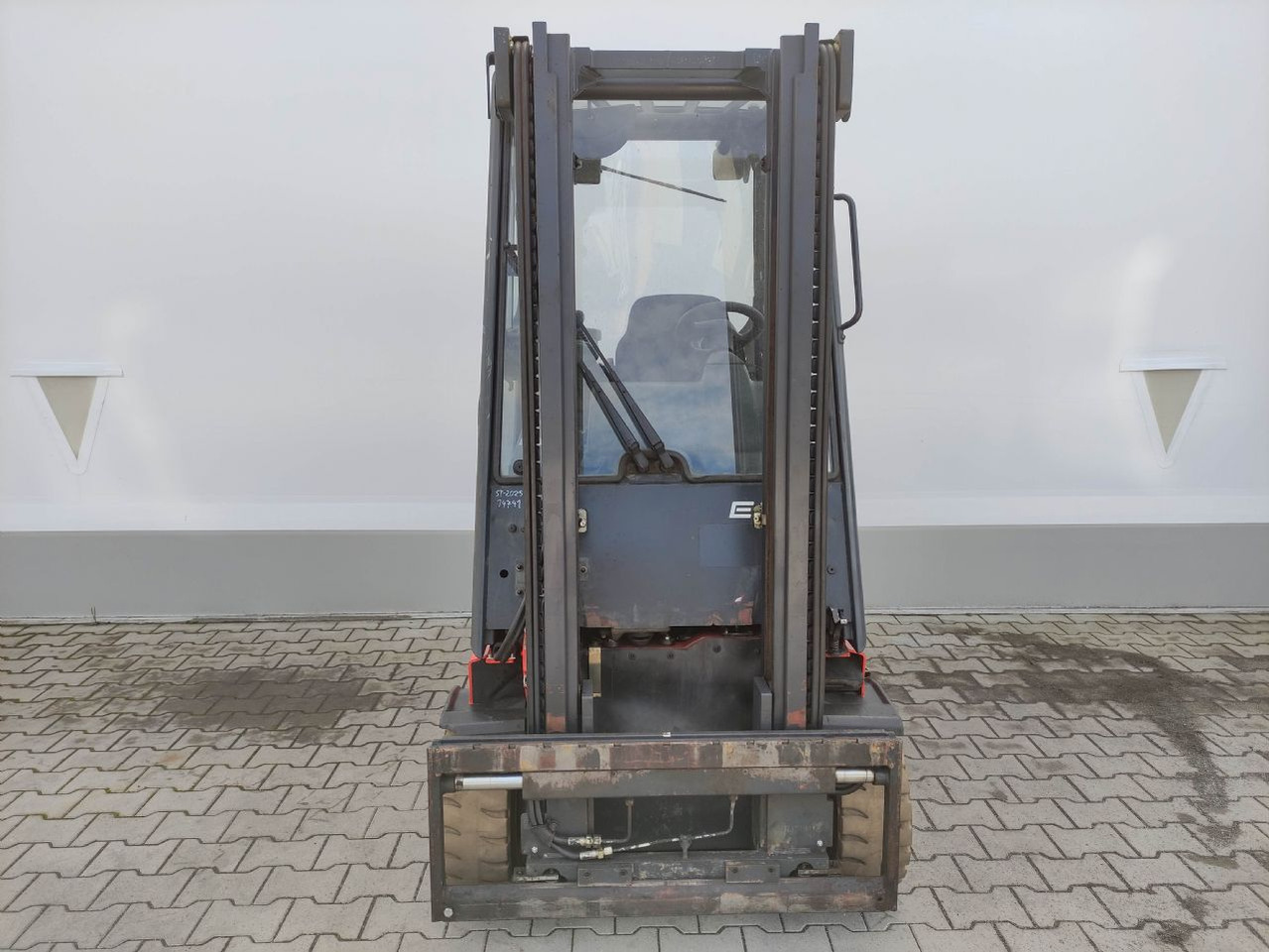 Linde E20-335 - Electric forklift: picture 3 Linde E20-335 - Electric forklift: picture 3