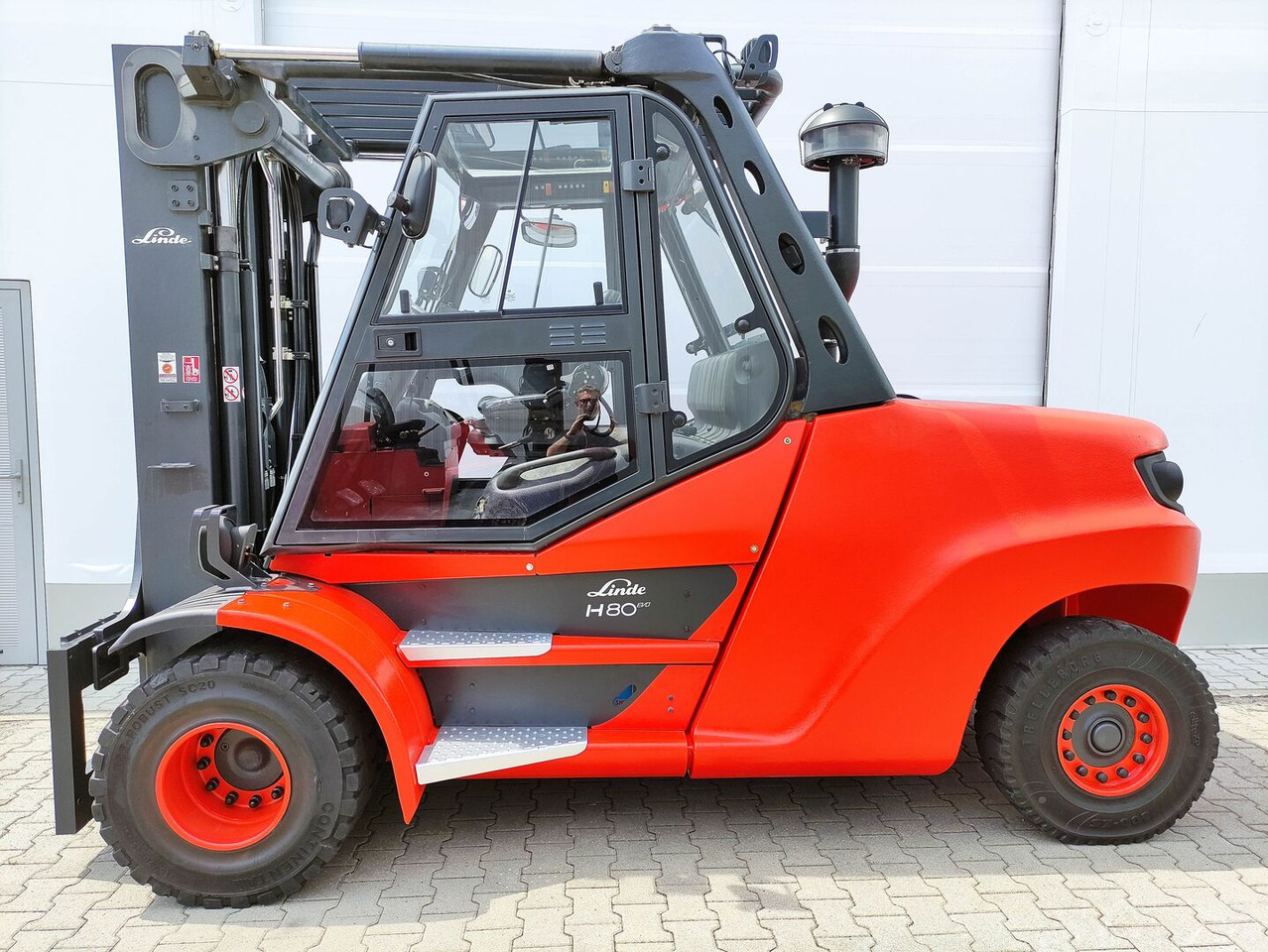 Linde H80D-03/1100-396 EVO (LACK, UVV & KDD NEU) - Diesel forklift: picture 1 Linde H80D-03/1100-396 EVO (LACK, UVV & KDD NEU) - Diesel forklift: picture 1