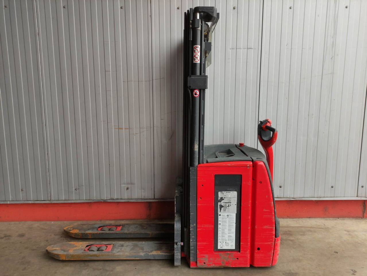 Linde L20-1173 - Stacker: picture 1 Linde L20-1173 - Stacker: picture 1