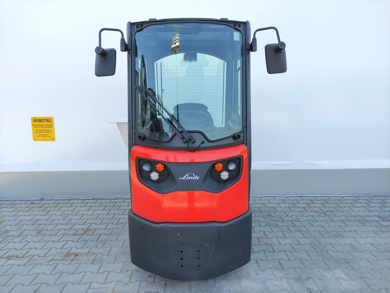 Linde P80 - Tow tractor: picture 3 Linde P80 - Tow tractor: picture 3