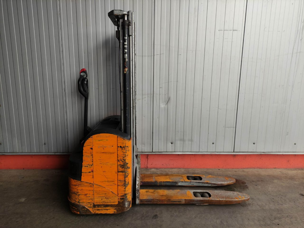 Still EGV16 - Stacker: picture 2 Still EGV16 - Stacker: picture 2