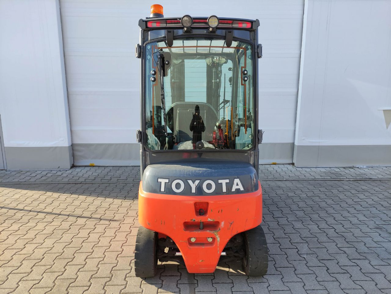 Toyota 8FBM20T - Electric forklift: picture 4 Toyota 8FBM20T - Electric forklift: picture 4