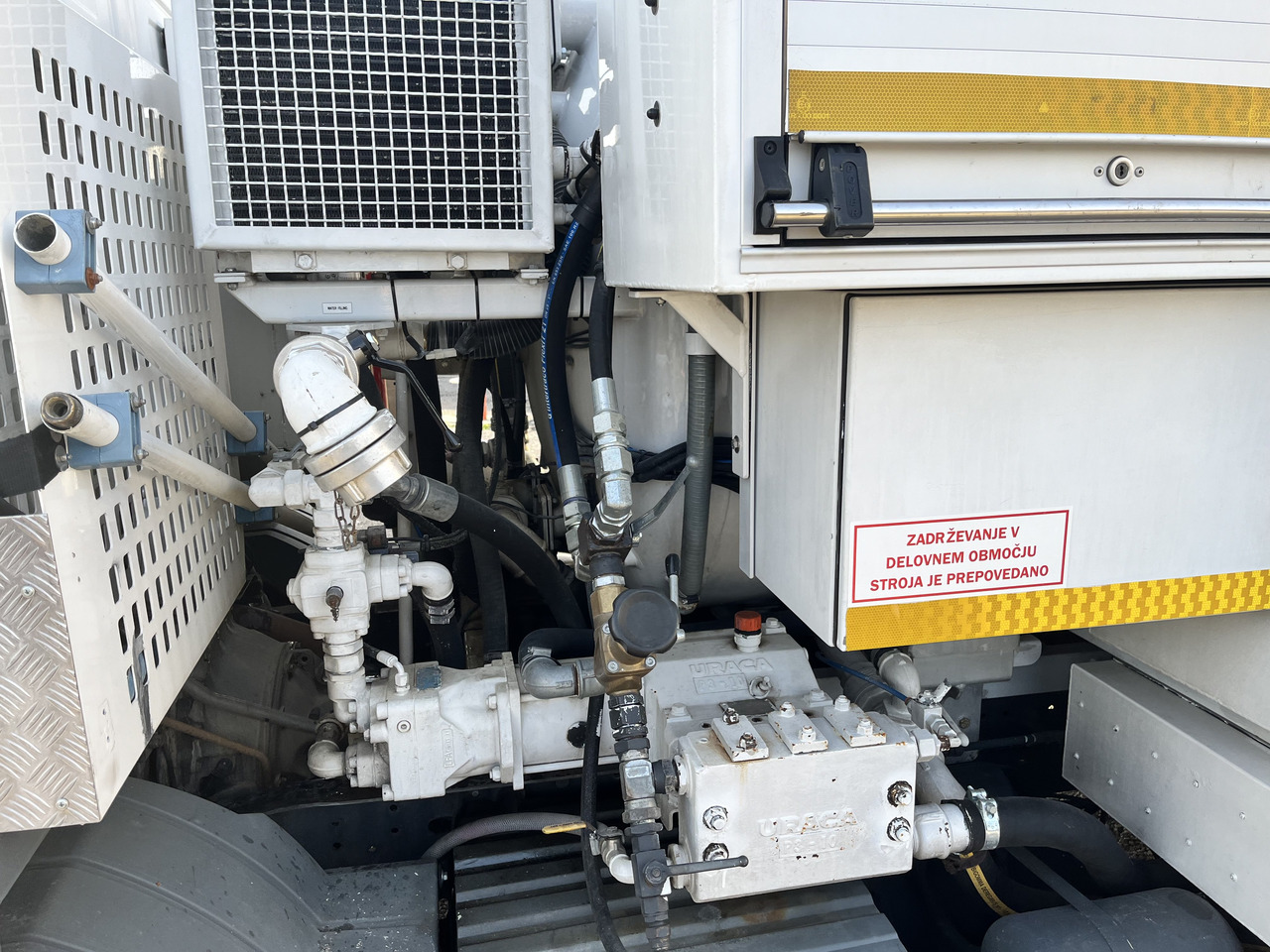 BUCHER Cityflex 204 - Vacuum truck: picture 3 BUCHER Cityflex 204 - Vacuum truck: picture 3