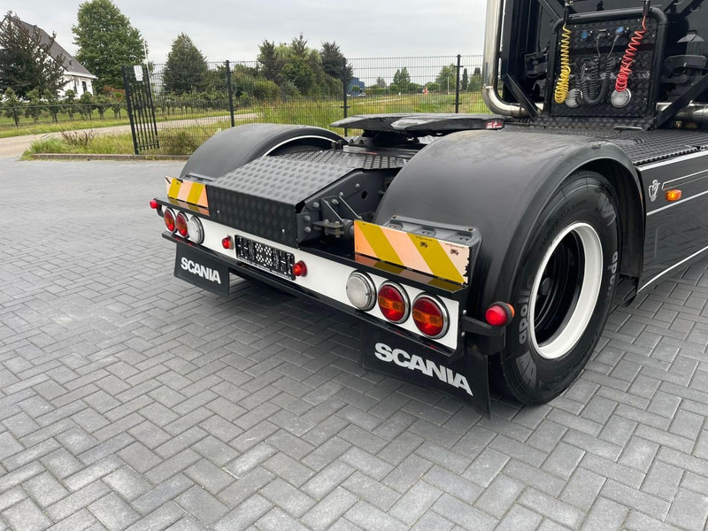 Tractor unit Scania R520 SHOW TRUCK, RETARDER, LEATHER SEATS, MANUEL!: picture 13