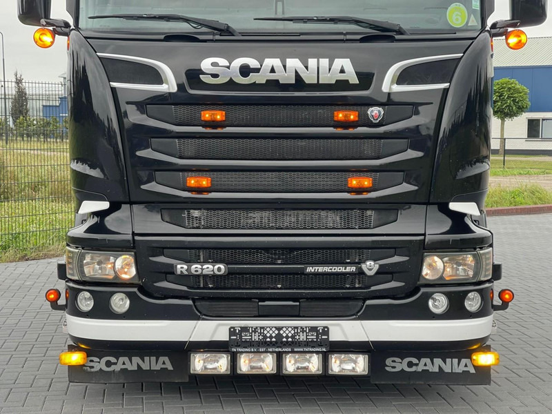 Tractor unit Scania R520 SHOW TRUCK, RETARDER, LEATHER SEATS, MANUEL!: picture 14